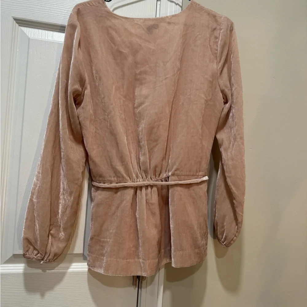 J Crew Women Blush Pink Velvet V-Neck Long Sleeve Top With Tie Size 4